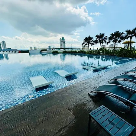 Modern Family-Fun Suites - Infinity Pool, Massage Chair, Indoor-Cinema With Balcony - M2